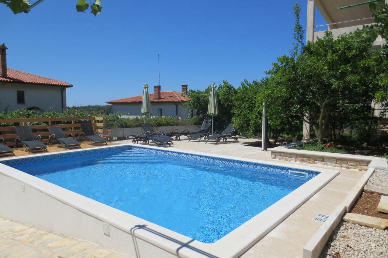 Apartment Franjo Pola Esterno foto